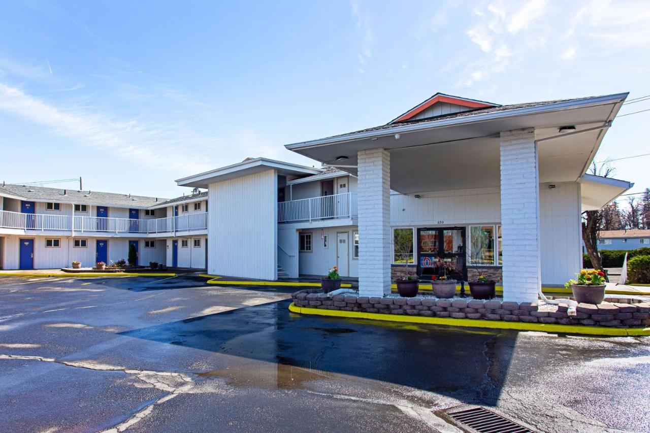 Motel 6 Pendleton, OR - West Exterior foto