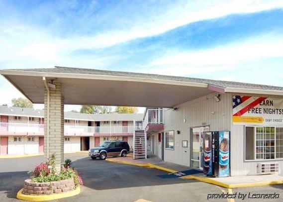 Motel 6 Pendleton, OR - West Exterior foto