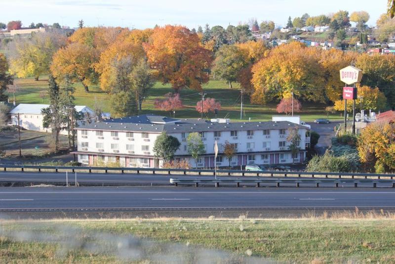 Motel 6 Pendleton, OR - West Exterior foto