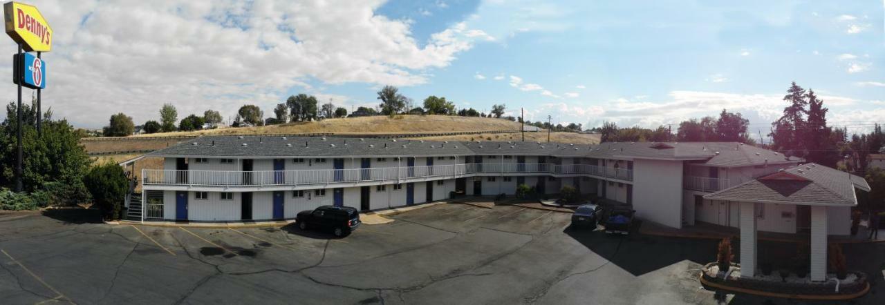 Motel 6 Pendleton, OR - West Exterior foto